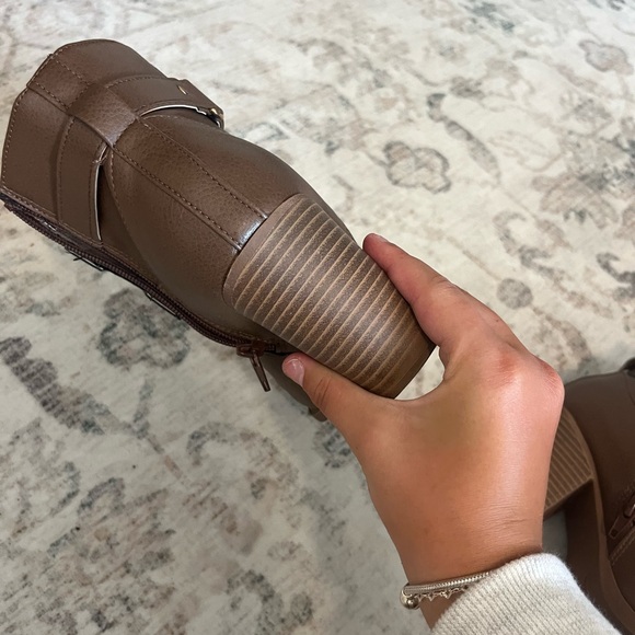 Brown Ankle Boots - Picture 6 of 6